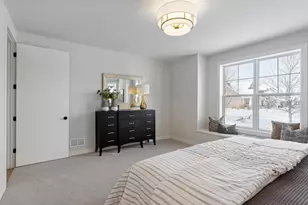 11359 Wildflower Dr N, Lake Elmo, MN 55042 - Photo 40