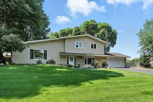 17925 28th Ave N, Plymouth, MN 55447 - Photo 1