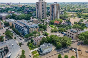 425 Oak Grove St, Minneapolis, MN 55403 - Photo 68