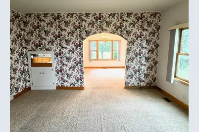 404 Main Avenue N, Roseau, MN 56751 - Photo 6