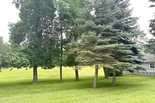 404 Main Ave N, Roseau, MN 56751 - Photo 26