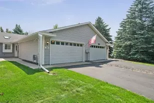 1355 Hilo Ave N, Oakdale, MN 55128 - Photo 1