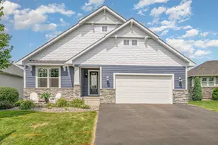 9112 Jade Ct N, Lake Elmo, MN 55042 - Photo 1