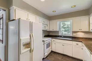 7064 Windgate Rd, Woodbury, MN 55125 - Photo 8