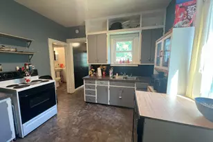 129 S Main St, Sherburn, MN 56171 - Photo 8