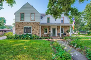 735 6th St W, Hastings, MN 55033 - Photo 1