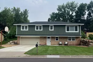 1307 20th St W, Hastings, MN 55033 - Photo 1