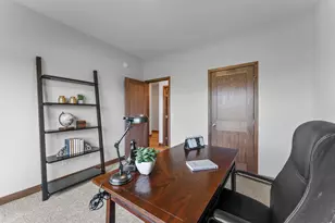 1195 Ivy Wy, Faribault, MN 55021 - Photo 8