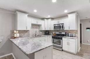 61 Landau Alcove, Woodbury, MN 55125 - Photo 1