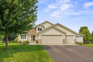 601 Jamie Cir SW, Saint Michael, MN 55376 - Photo 1