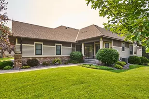 1315 Holly Ave N, Oakdale, MN 55128 - Photo 1