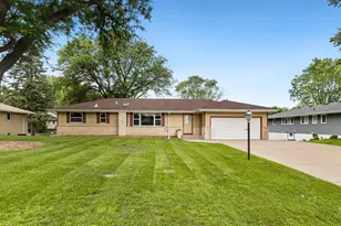 1031 Toledo Ave N, Golden Valley, MN 55422 - Photo 1