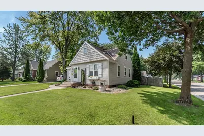 1102 3rd Street SW, Willmar, MN 56201 - Photo 1