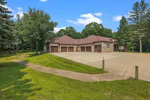 26366 Xylite St NE, Isanti, MN 55040 - Photo 4