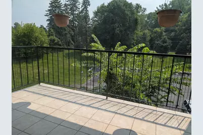 2485 Londin Lane E #323, Maplewood, MN 55119 - Photo 2