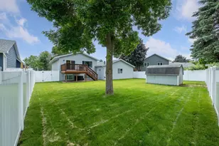 5533 Golfview Ln N, Oakdale, MN 55128 - Photo 40