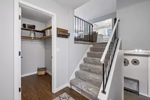 5533 Golfview Ln N, Oakdale, MN 55128 - Photo 4