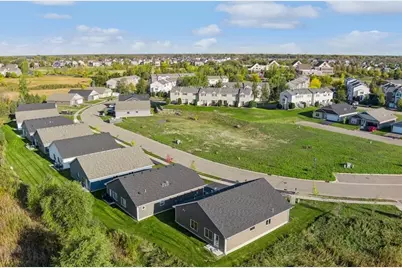 4905 Evergreen Drive N, Hugo, MN 55038 - Photo 16