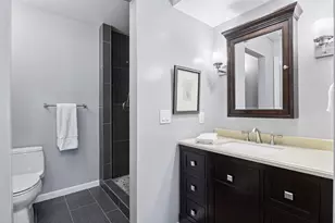 1201 Yale Pl, Minneapolis, MN 55403 - Photo 28