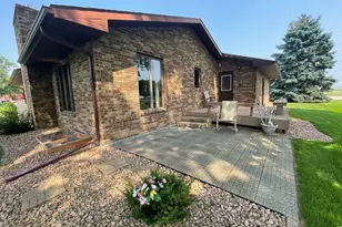 1119 Main St, Breckenridge, MN 56520 - Photo 8