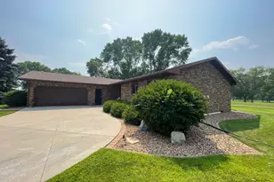 1119 Main St, Breckenridge, MN 56520 - Photo 2