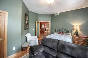 4525 Alicia Dr, Eagan, MN 55077 - Photo 22