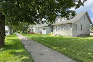 817 Harrison St, Eveleth, MN 55734 - Photo 26