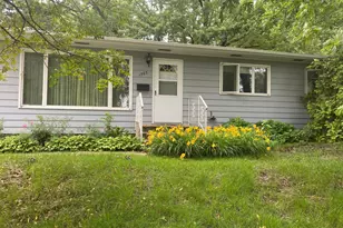 1503 Highland Pl, Faribault, MN 55021 - Photo 1