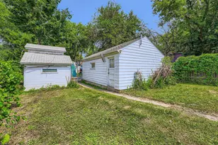 71 Lawson Ave W, Saint Paul, MN 55117 - Photo 16