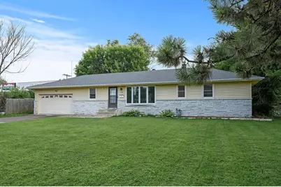 1116 Roselawn Avenue W, Roseville, MN 55113 - Photo 1