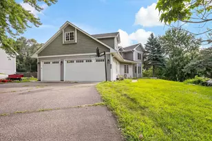 3960 Versailles Ct, Eagan, MN 55123 - Photo 24
