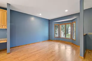 3960 Versailles Ct, Eagan, MN 55123 - Photo 20