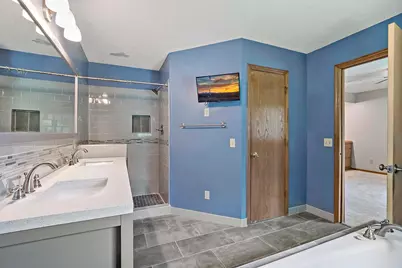 3960 Versailles Court, Eagan, MN 55123 - Photo 40