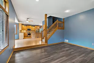 3960 Versailles Ct, Eagan, MN 55123 - Photo 12