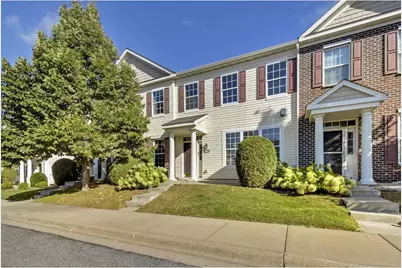 1058 Traditions Trail, Chaska, MN 55318 - Photo 1