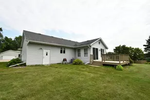 904 Marie Ln, Zumbrota, MN 55992 - Photo 8
