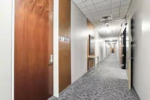 5601 Smetana Dr, Minnetonka, MN 55343 - Photo 16