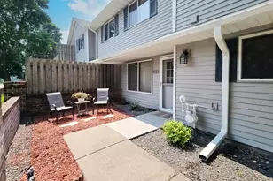 1310 Hilo Ave N, Oakdale, MN 55128 - Photo 1