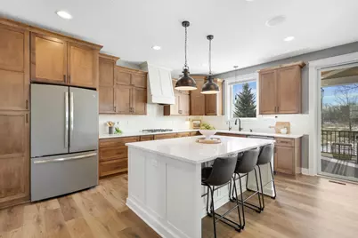 8055 Covered Bridge Road, Prior Lake, MN 55372 - Photo 12