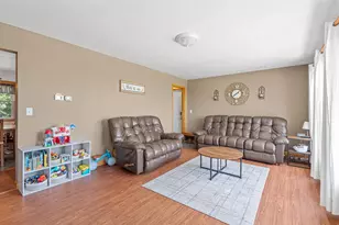 11809 SW 72nd Ave, Ellendale, MN 56026 - Photo 6