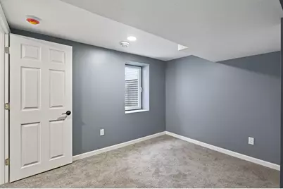 3830 Queen Avenue N, Minneapolis, MN 55412 - Photo 34