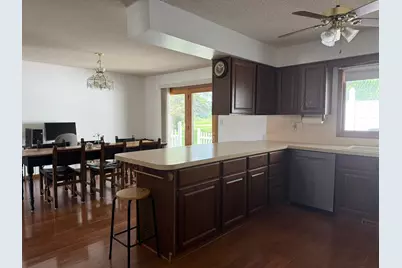 1432 Regency Lane, Albert Lea, MN 56007 - Photo 6