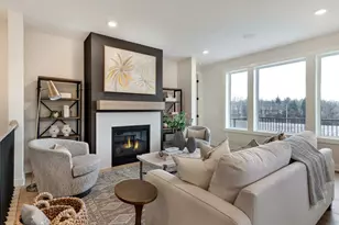 12459 Drayton Trl, Apple Valley, MN 55124 - Photo 6