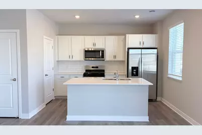 17025 Draper Way, Lakeville, MN 55044 - Photo 8