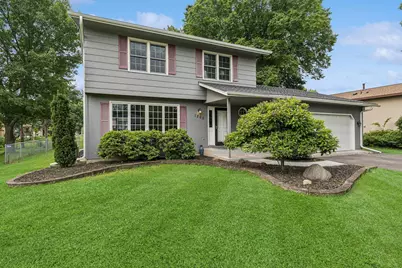 1260 Burke Avenue W, Roseville, MN 55113 - Photo 1