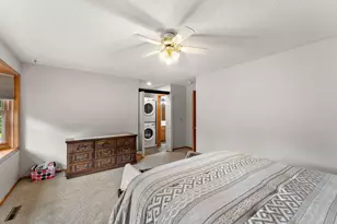 3487 York Dr, Woodbury, MN 55125 - Photo 10