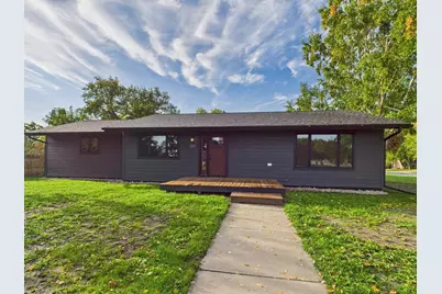 306 Elk Street NW, Warroad, MN 56763 - Photo 2