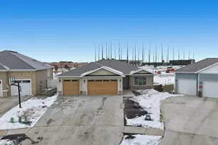 4769 32nd St S, Fargo, ND 58104 - Photo 30