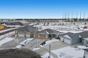 4769 32nd St S, Fargo, ND 58104 - Photo 32