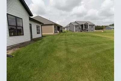 510 Kodiak Drive NW, Stewartville, MN 55976 - Photo 24